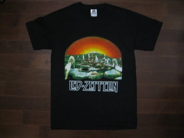 Led Zeppelin - Houses Of The Holy Above Logo - T-shirt